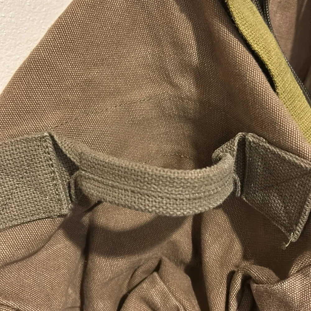 Stansport zippered canvas deluxe duffel bag
